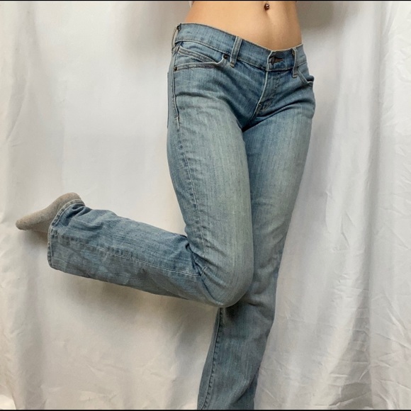 Low Rise Bootcut Jean Y2K - Picture 3 of 6